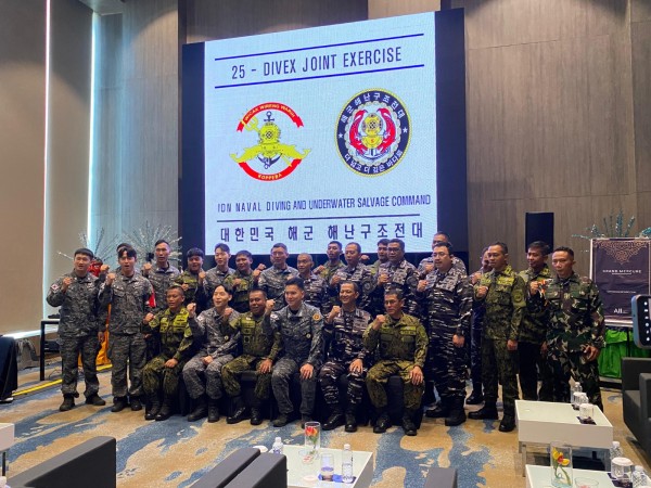 TNI AL dan ROK Navy Resmi Buka Latihan Bersama Dive Exercise 2025